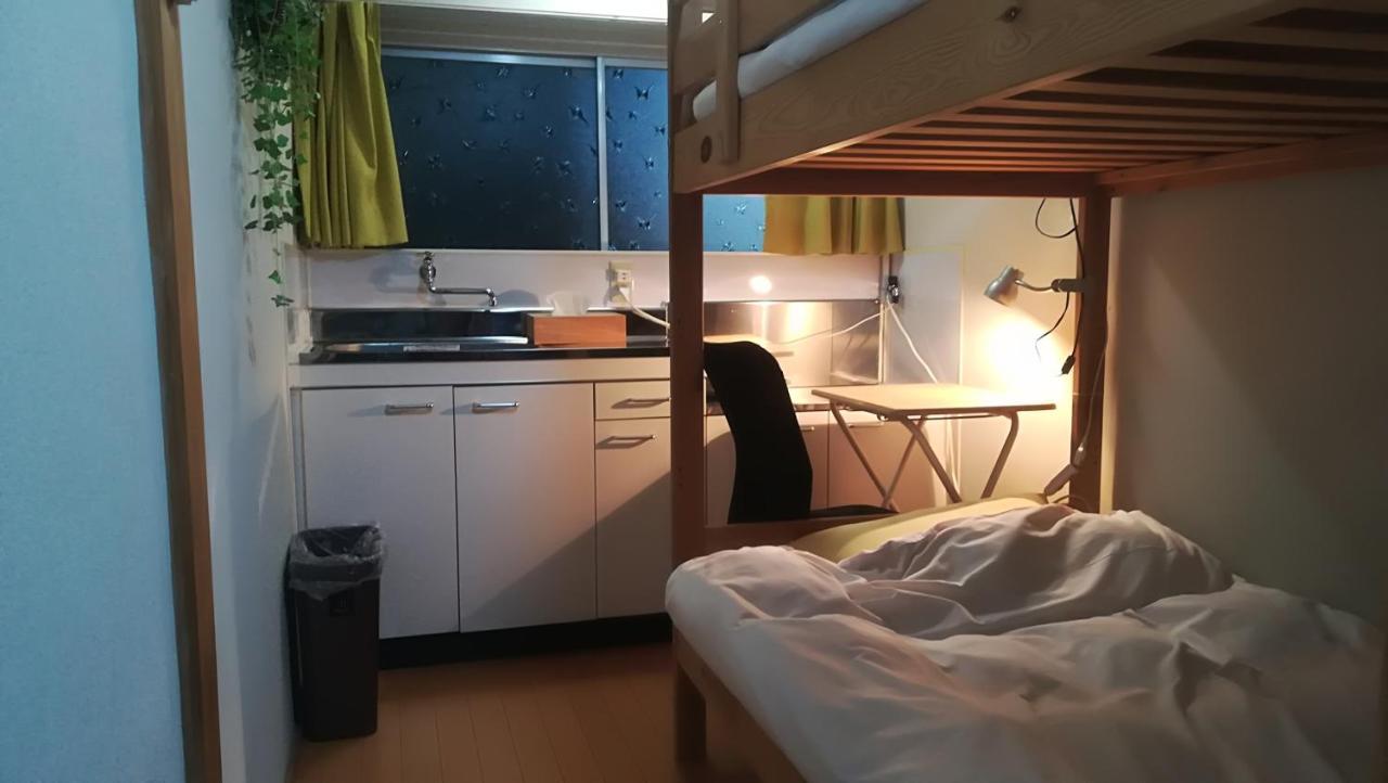 Guesthouse Oasis Osaka Bagian luar foto