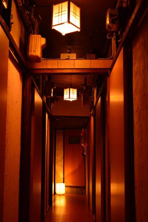 Guesthouse Oasis Osaka Bagian luar foto