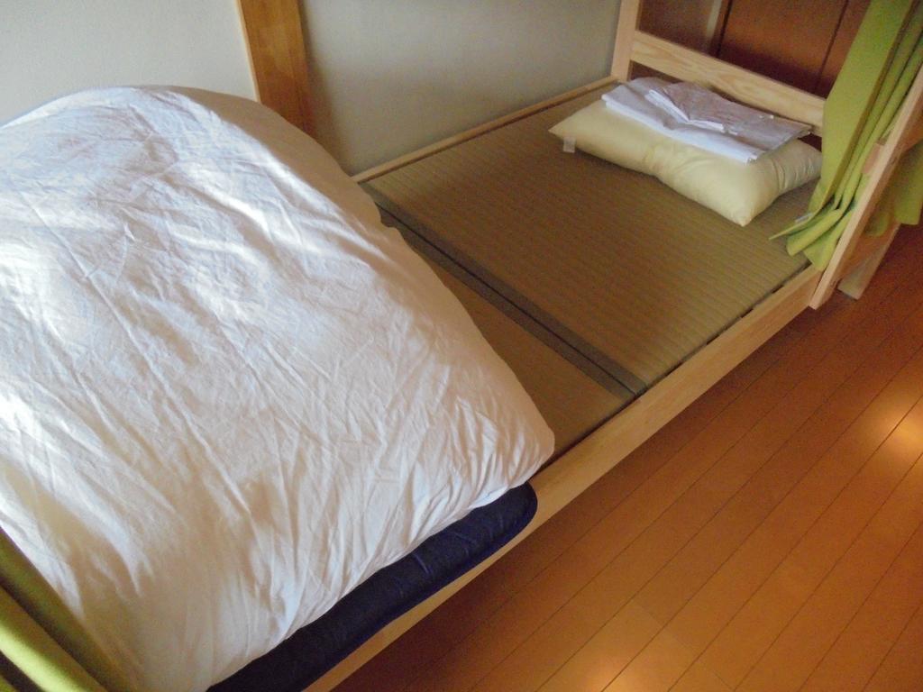 Guesthouse Oasis Osaka Bagian luar foto